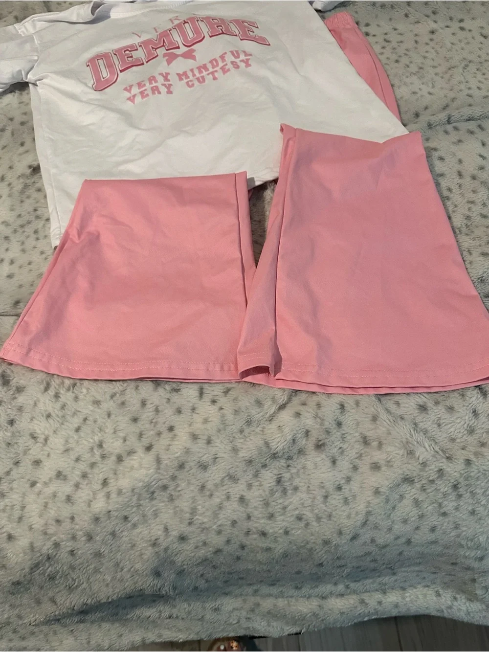 SHEIN Pink Kids' Elastic Waist Flare Pants With Matching Top
